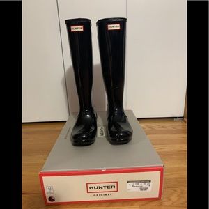 Hunter Tall Gloss Black Boots